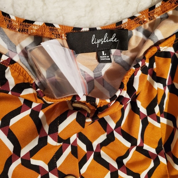 4/$30🌟Lipslide Top - Picture 2 of 5